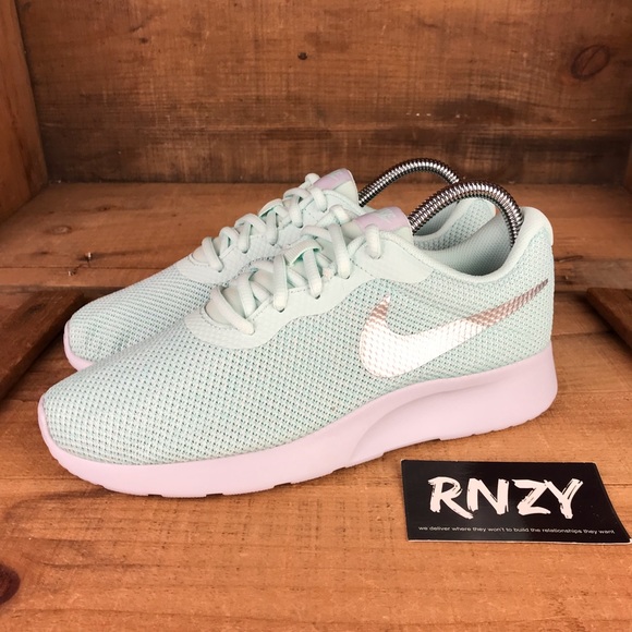 NEW Nike Tanjun Igloo Green - Picture 3 of 7